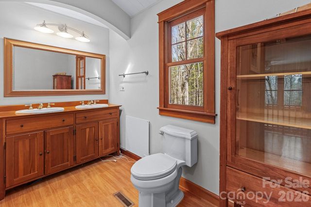 117 Woods View Trail, Fairview, NC 28730