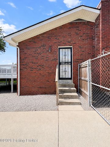 9013 Lyneve Dr, Louisville, KY 40272