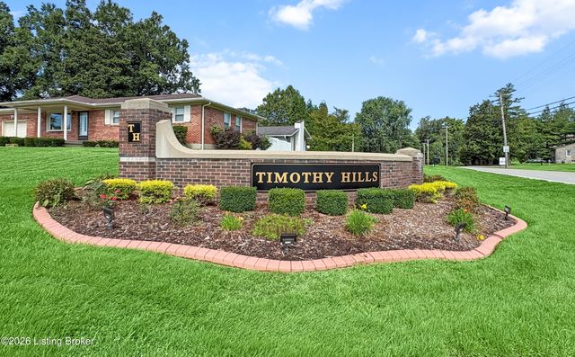 9013 Lyneve Dr, Louisville, KY 40272