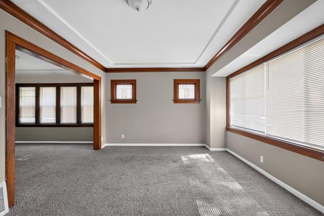 4552 N 38th STREET, Milwaukee, WI 53209