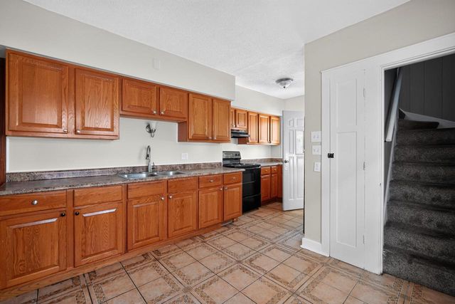 4552 N 38th STREET, Milwaukee, WI 53209