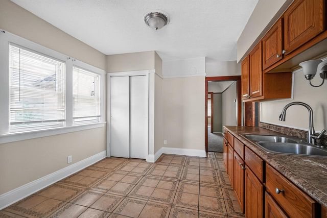 4552 N 38th STREET, Milwaukee, WI 53209