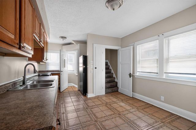 4552 N 38th STREET, Milwaukee, WI 53209