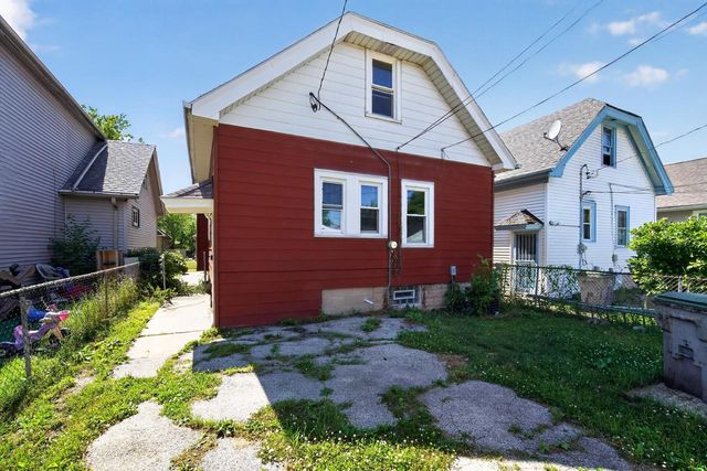 4552 N 38th STREET, Milwaukee, WI 53209