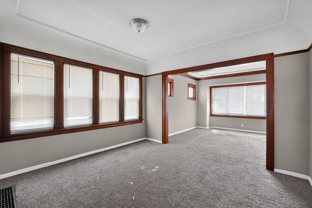 4552 N 38th STREET, Milwaukee, WI 53209