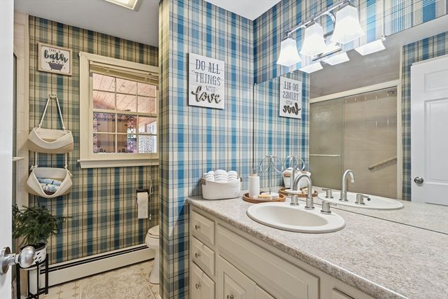 64 Senator St, Springfield, MA 01129