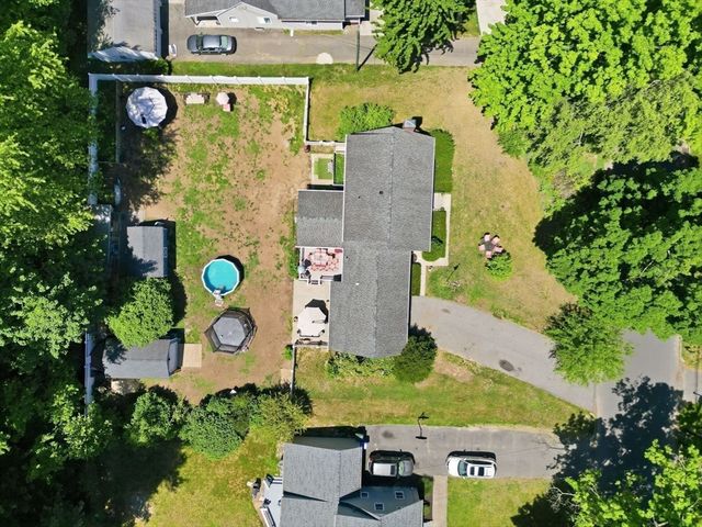 64 Senator St, Springfield, MA 01129