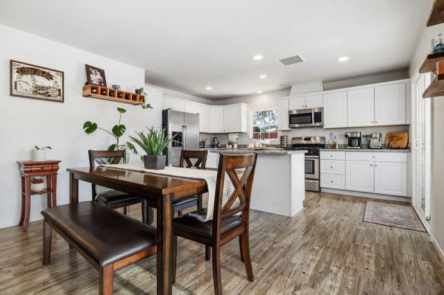 13922 Frame Road, Poway, CA 92064