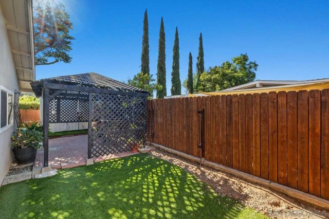 13922 Frame Road, Poway, CA 92064
