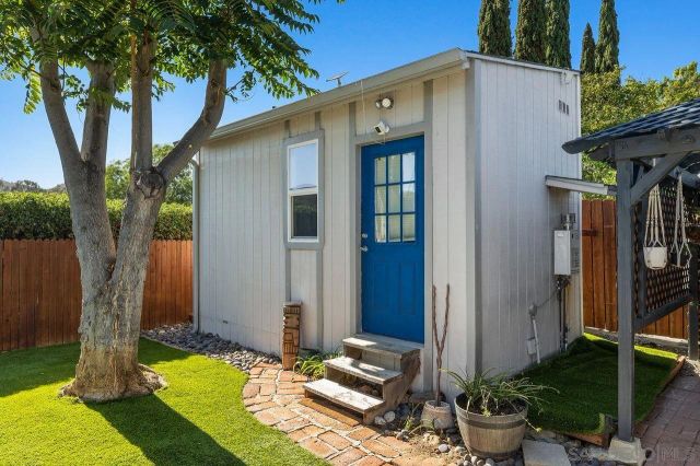 13922 Frame Road, Poway, CA 92064