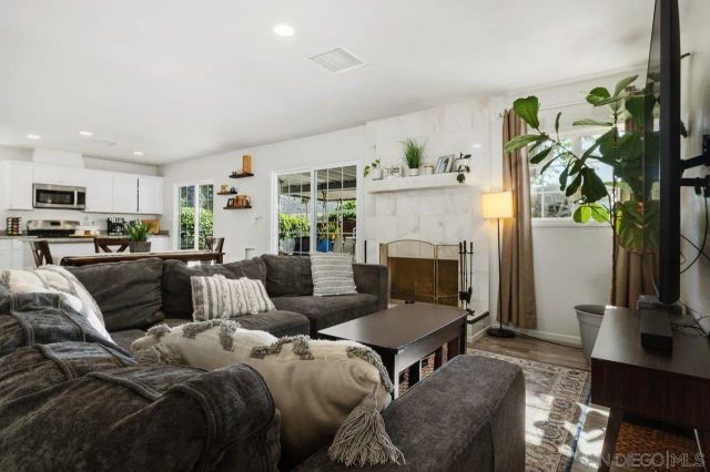 13922 Frame Road, Poway, CA 92064