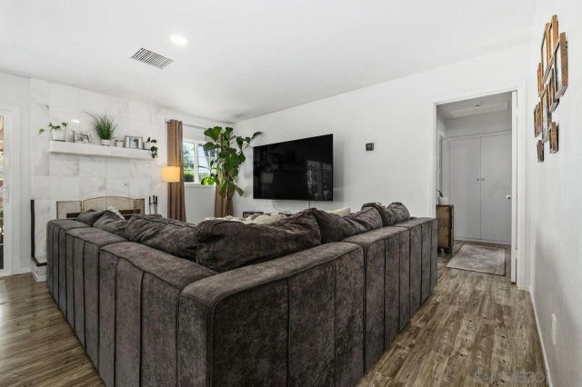 13922 Frame Road, Poway, CA 92064
