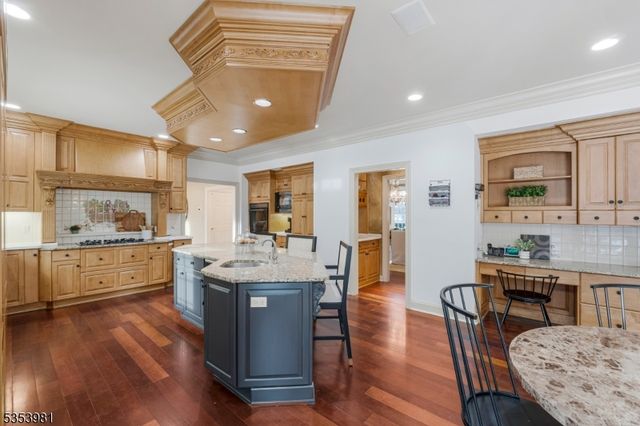 45 Butternut Ln, Bernards Twp., NJ 07920