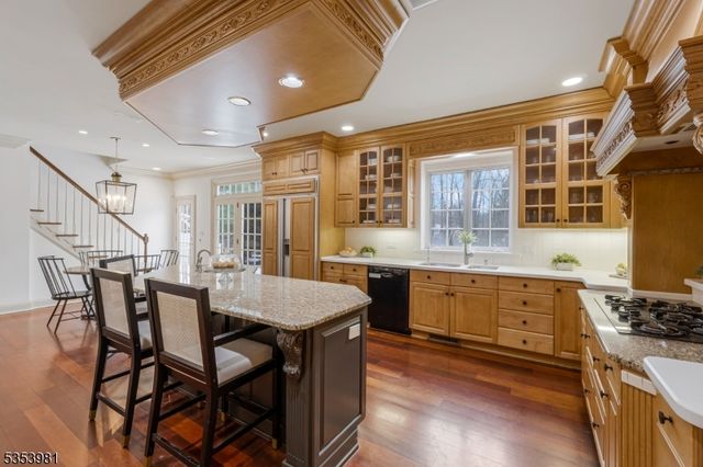 45 Butternut Ln, Bernards Twp., NJ 07920