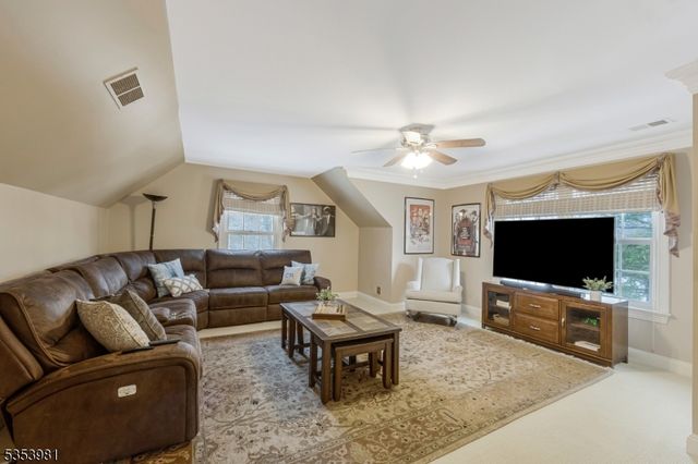 45 Butternut Ln, Bernards Twp., NJ 07920