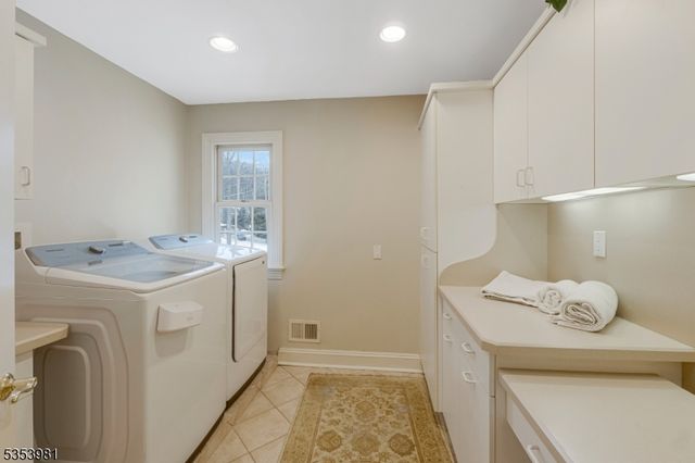 45 Butternut Ln, Bernards Twp., NJ 07920