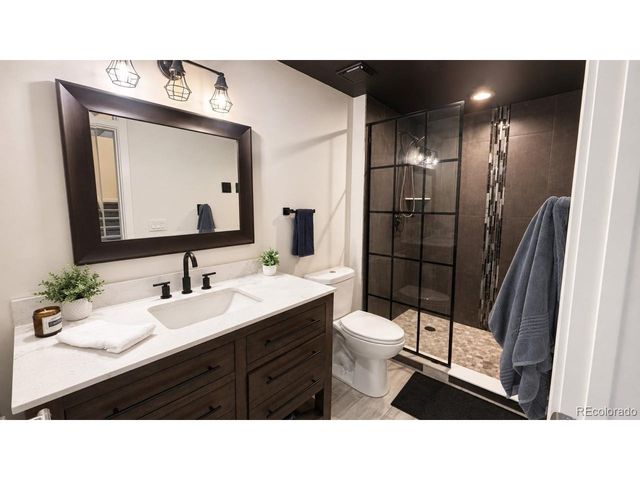 15004 E Crestridge Dr, Aurora, CO 80015
