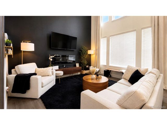 15004 E Crestridge Dr, Aurora, CO 80015
