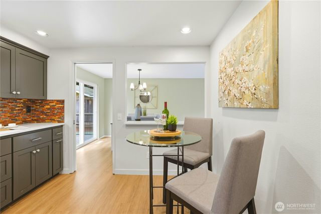 1229 NW 201st Street, Shoreline, WA 98177