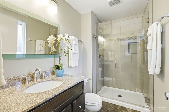 1229 NW 201st Street, Shoreline, WA 98177