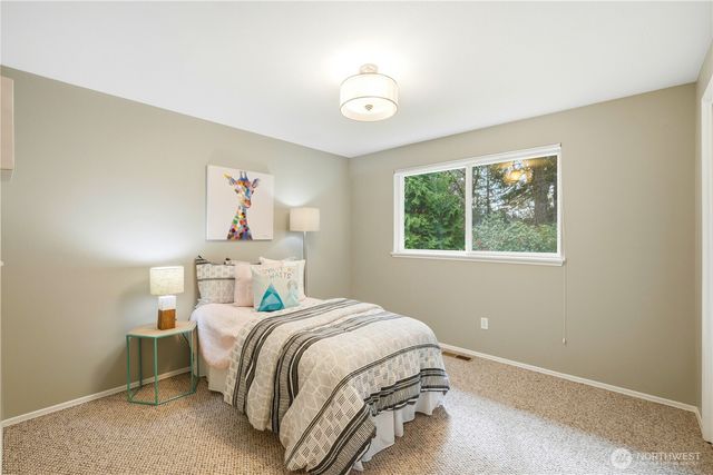 1229 NW 201st Street, Shoreline, WA 98177