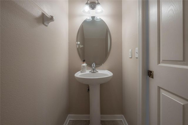 4930 ELIZABETH ANNE CIRCLE, Tampa, FL 33616