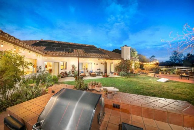 30837 Palomar Vista Drive, Valley Center, CA 92082