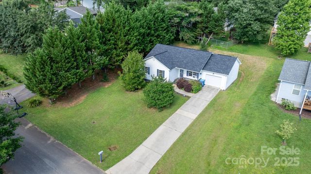 1265 39th Street Circle, Hickory, NC 28602