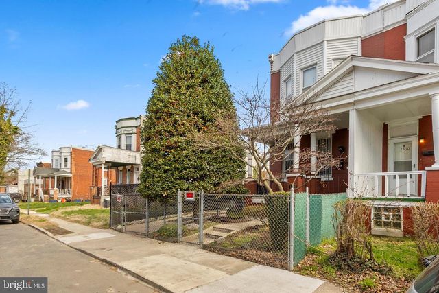 1498 PRINCESS AVE, Camden, NJ 08103