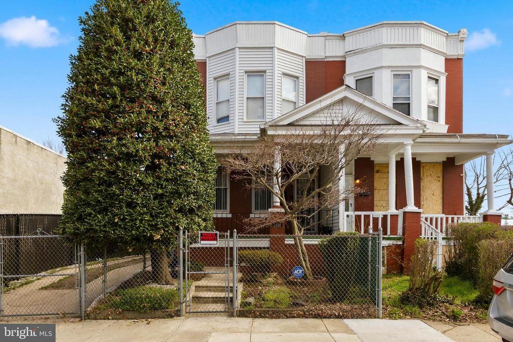 1498 PRINCESS AVE, Camden, NJ 08103