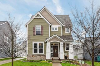 325 University Street, Ferndale City, MI 48220