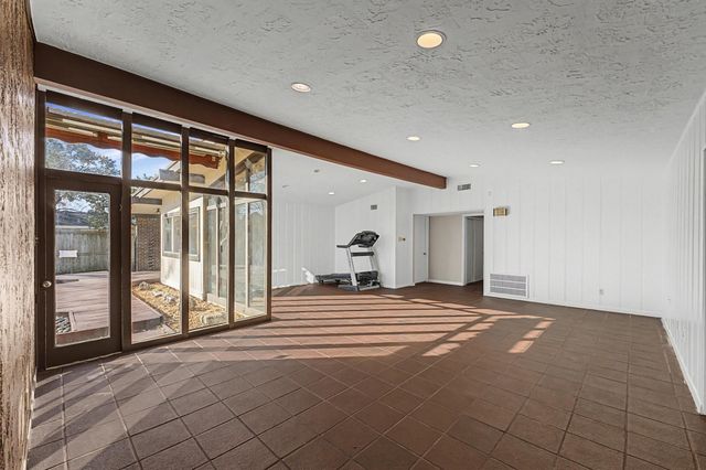 9107 Timberside Drive, Houston, TX 77025