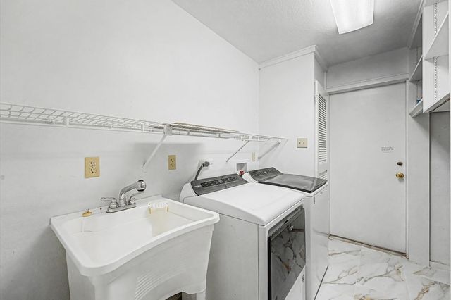 9107 Timberside Drive, Houston, TX 77025