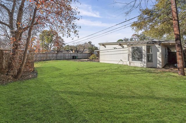 9107 Timberside Drive, Houston, TX 77025