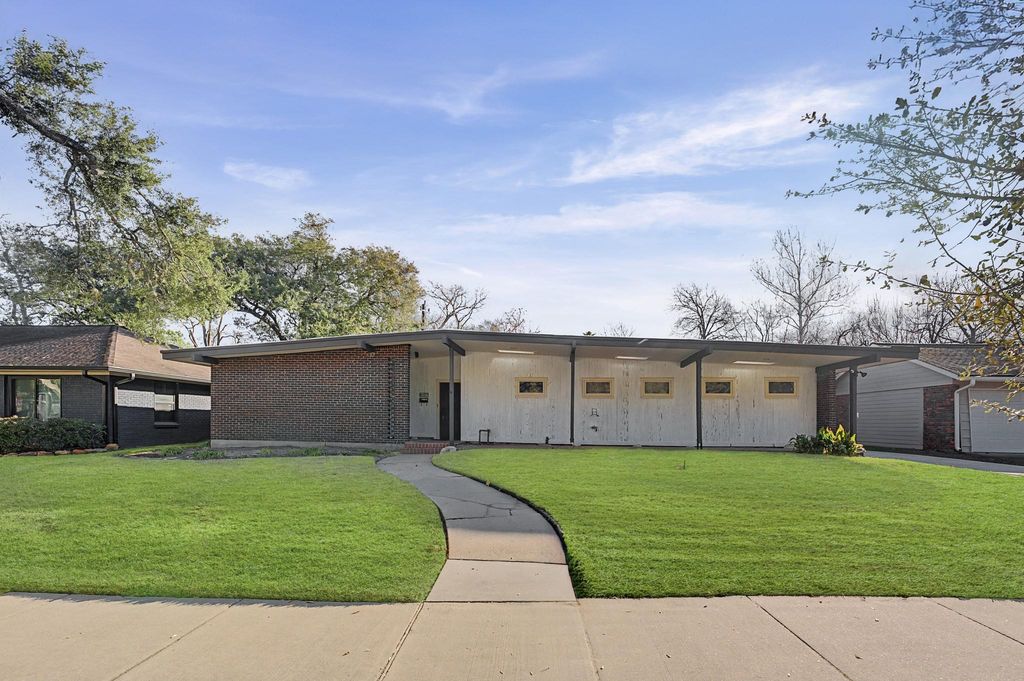 9107 Timberside Drive, Houston, TX 77025