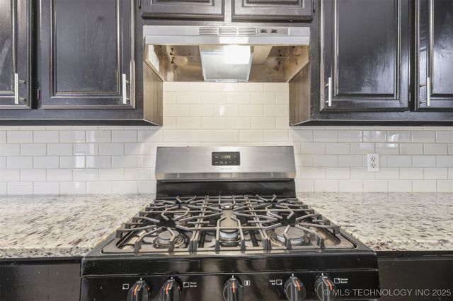 3011 W Berwick Street, Claremore, OK 74017