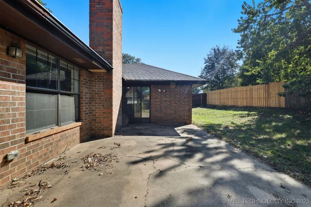 3011 W Berwick Street, Claremore, OK 74017
