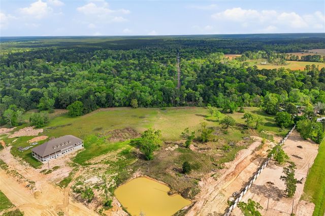 19909 Big Oak Drive, Montgomery, TX 77356