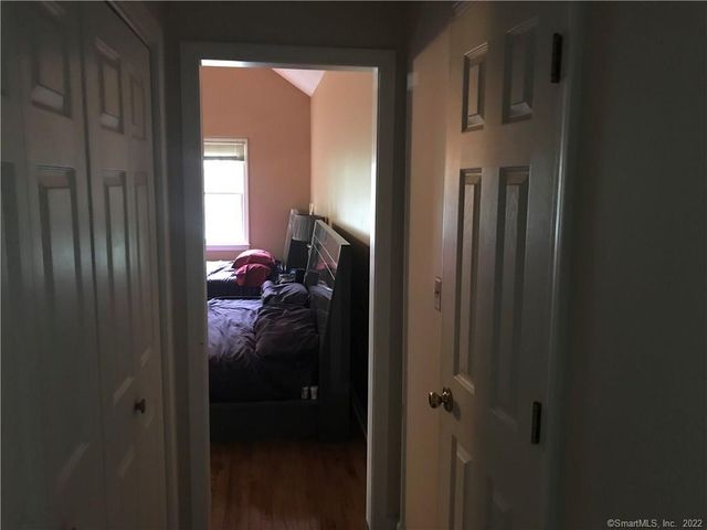 19 Village View Lane, Farmington, CT 06085