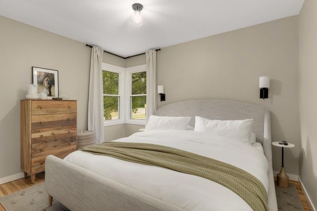 2700 Brunswick Avenue S, Saint Louis Park, MN 55416