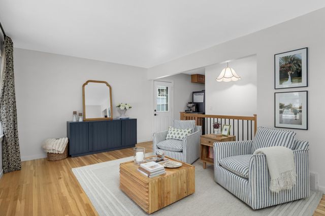 2700 Brunswick Avenue S, Saint Louis Park, MN 55416