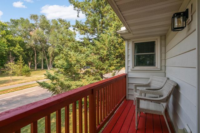 2700 Brunswick Avenue S, Saint Louis Park, MN 55416