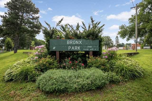 2700 Brunswick Avenue S, Saint Louis Park, MN 55416