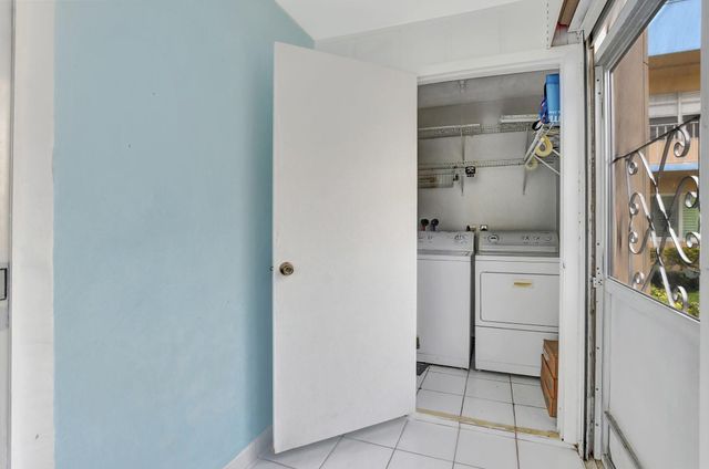 204 Burgundy E 204, Delray Beach, FL 33484