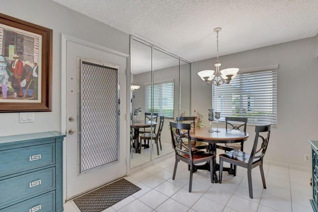 204 Burgundy E 204, Delray Beach, FL 33484