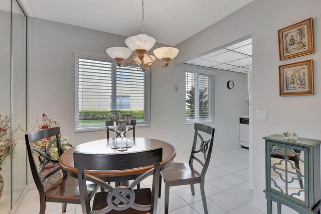 204 Burgundy E 204, Delray Beach, FL 33484