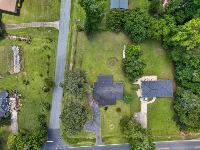 3092 Hicks Road SW, Marietta, GA 30060