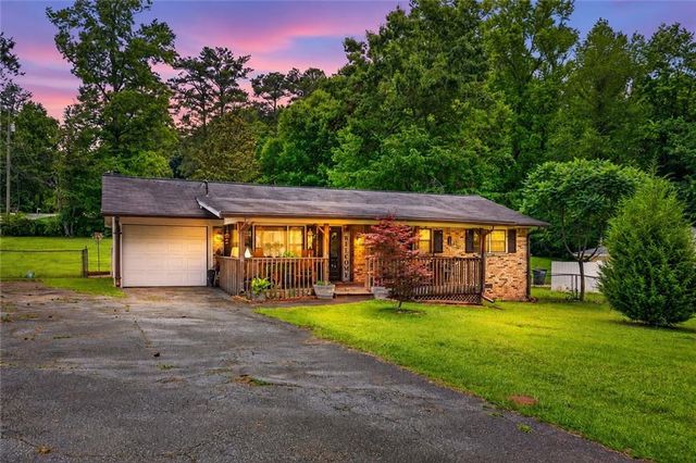 3092 Hicks Road SW, Marietta, GA 30060