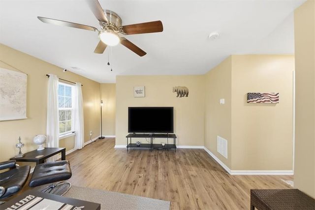 1318 Reece Road, Woodstock, GA 30188