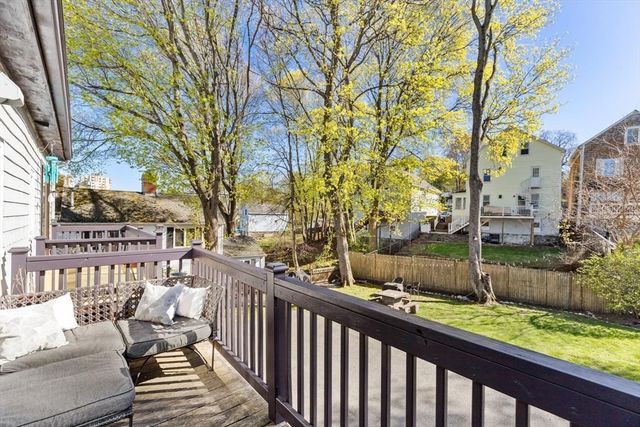 23-25 Putnam St, Salem, MA 01970